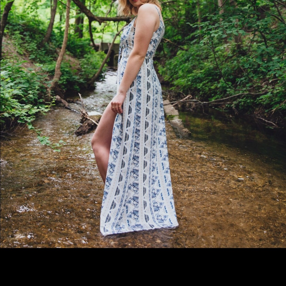 Really pretty high low dress with shorts